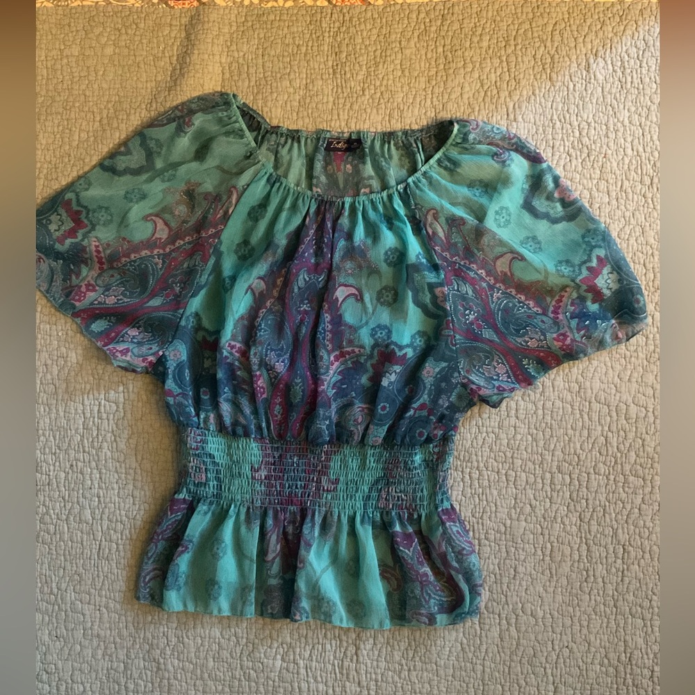 Sheer top. Lightweight blouse.